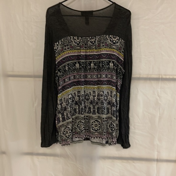 Top - Picture 2 of 3